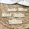 Personalisierte Holz Namensschilder Geschenkanhänger - Individueller Gravur Name Geschenk - Handgemachte Holzanhänger - Schule Geschenkidee - Bild 8