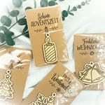 Weihnachtliche Kärtchen mit Holzanhänger - Frohe Weihnachten - Fröhliche Weihnachten - Schöne Adventszeit - Merry Christmas - Wichtelgeschenk