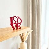 LOVE Deko-Skulptur mit Herzen – Ansicht 9