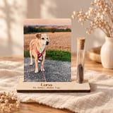 Holz-Gedenkhalter mit Hundefoto, Namensgravur und Erinnerungsröhrchen