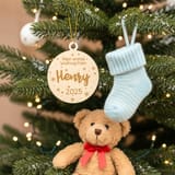 Christbaumkugel personalisiert - Mein erstes Weihnachten - Weihnachtsbaumanhänger aus Holz - Weihnachtsbaumschmuck - Weihnachtsbaumkugel – Ansicht 10