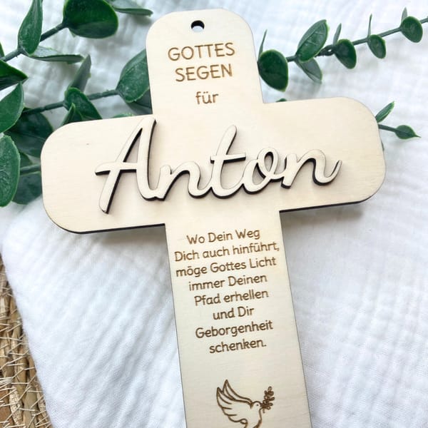 Taufkreuz personalisiert für Jungen und Mädchen aus Holz - mit Name und Spruch – Taufe, Kommunion, Konfirmation, Firmung