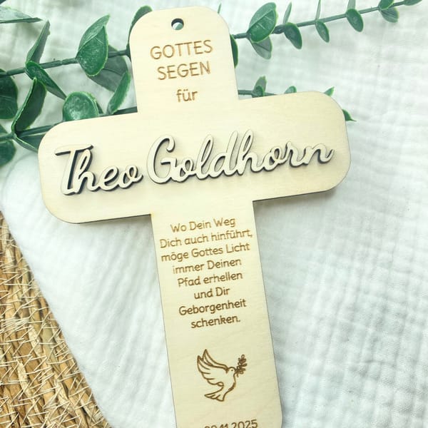 Taufkreuz personalisiert für Jungen und Mädchen aus Holz - mit Name und Spruch – Taufe, Kommunion, Konfirmation, Firmung