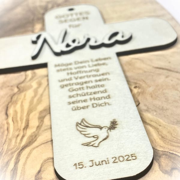 Taufkreuz personalisiert für Jungen und Mädchen aus Holz - mit Name und Spruch – Taufe, Kommunion, Konfirmation, Firmung