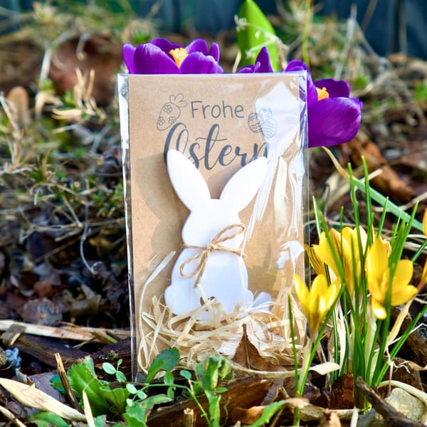 Hasenpost zu Ostern – Handgefertigte 3D-Osterkarte mit Hase im Nest