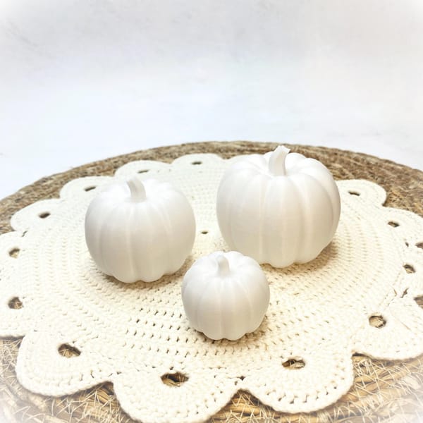 3D Deko Kürbisse weiß – Herbstdeko Set 3er | Handgemachte Tischdeko aus PLA | Minimalistische Kürbisse modern | Herbst Hochzeit Boho Deko