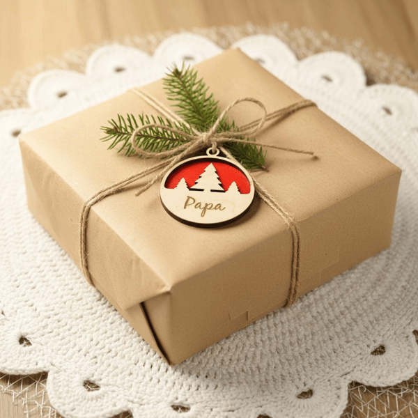 Christbaumkugel personalisiert Weihnachtsanhänger Christbaumschmuck mit Name Schneeflocke Tannenbaum Schneemann Geschenkidee Weihnachten