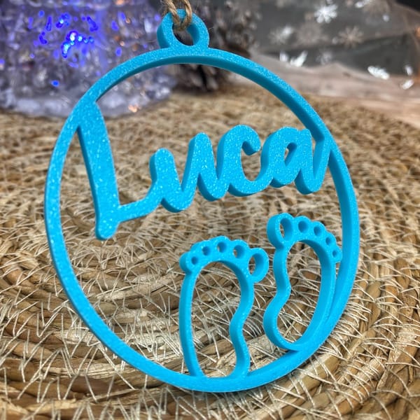 Geschenkanhänger mit Babyfüßen: Personalisierte 3D-Geschenkdeko zur Geburt - Einzigartige Baby Shower Dekoration &amp; Erinnerungen