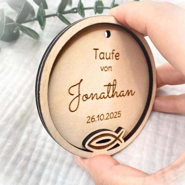 Personalisierte Holzschild Taufe mit Name und Datum – Erinnerungsstück Ichthys Fisch – Geschenkidee für Paten & Familie
