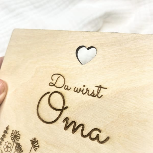 Schwangerschaftsverkündung Oma Holzschild – Du wirst Oma – personalisiertes Geschenk aus Holz mit Gravur