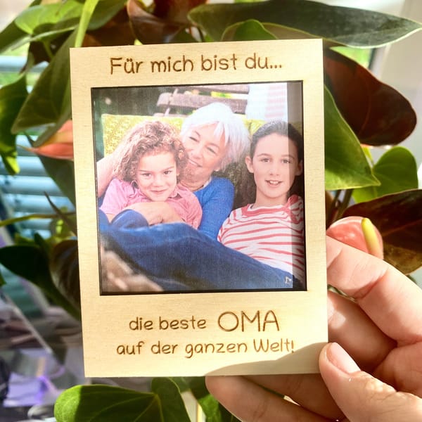 Polaroid Holzrahmen – Für mich bist du – Geschenk für beste Mama/Papa/Oma/Opa – personalisierter Fotorahmen aus Holz – optionaler Standfuß