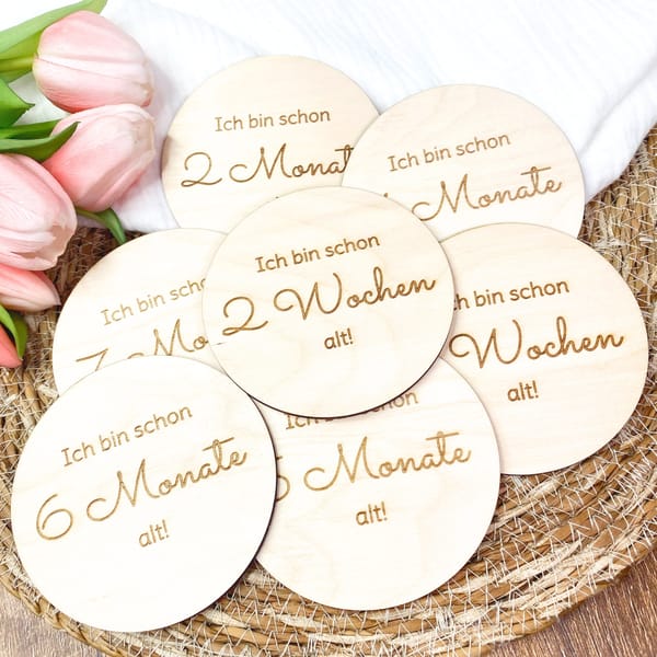 Meilensteinkarten Baby aus Holz rund | 13-teiliges Set | Baby Meilensteine 1–12 Monate | Babyfoto Requisite | Geschenk zur Geburt