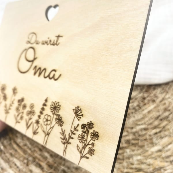 Schwangerschaftsverkündung Oma Holzschild – Du wirst Oma – personalisiertes Geschenk aus Holz mit Gravur