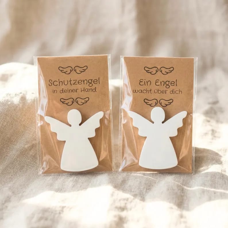 Schutzengel auf Karte – kleiner Glücksbringer