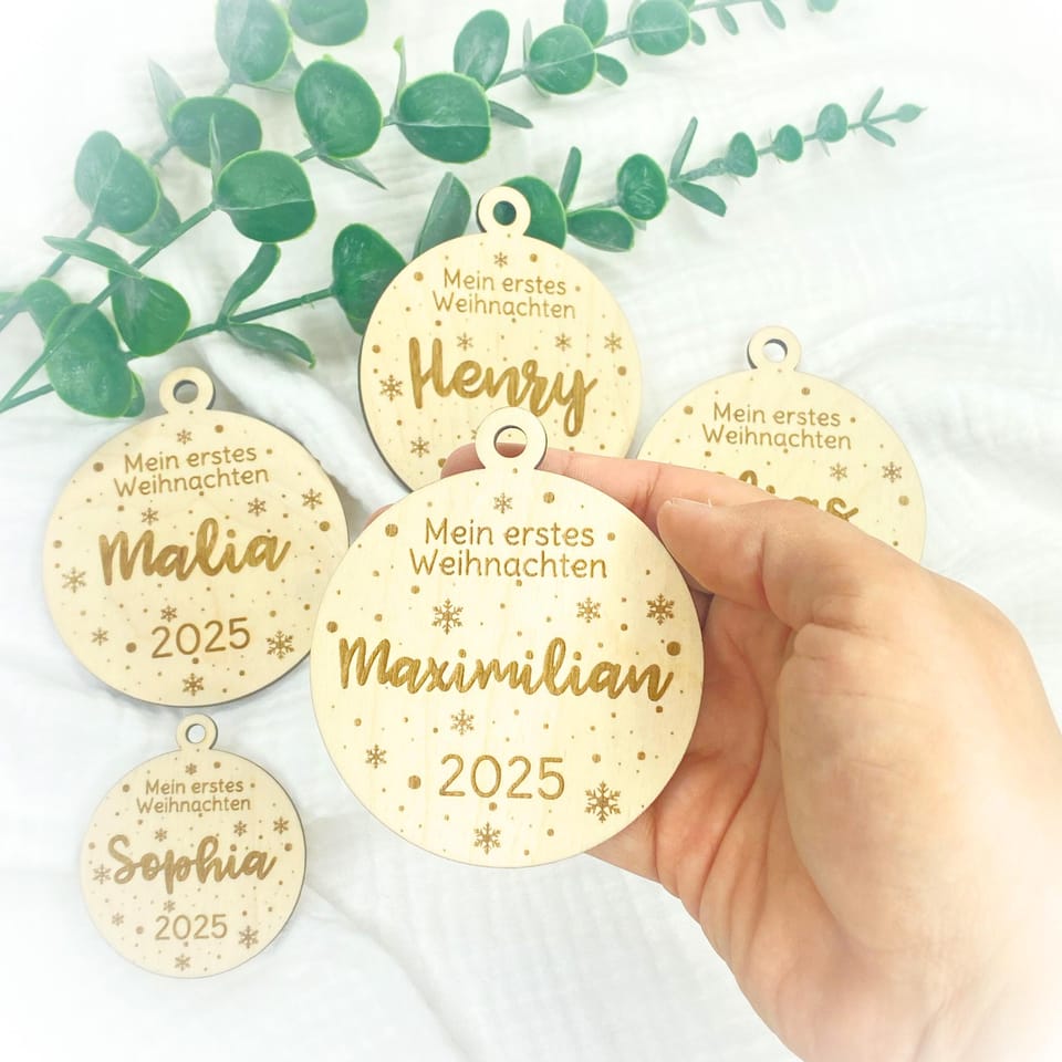 Christbaumkugel personalisiert - Mein erstes Weihnachten - Weihnachtsbaumanhänger aus Holz - Weihnachtsbaumschmuck - Weihnachtsbaumkugel